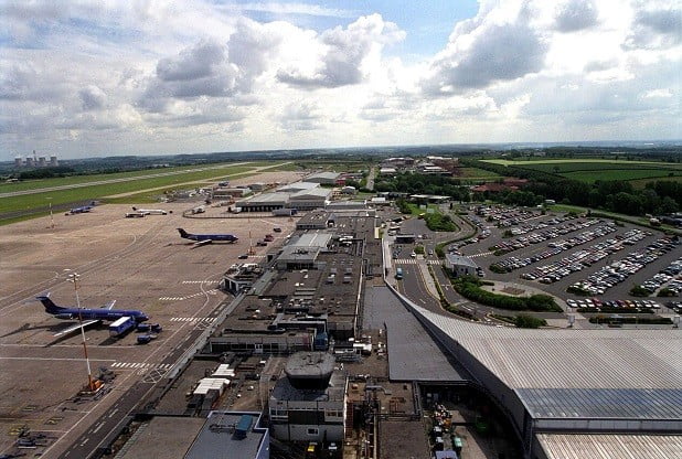 East Midlands Airport's runway will close during the weekends in November and December